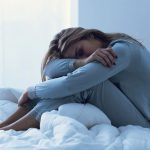 Mancare si insomnie: 6 alimente pe care sa nu le consumi la cina