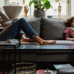 30 de lucruri distractive de facut cand esti plictisit acasa