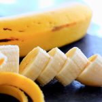 6 masti faciale pe care le poti face cu banane