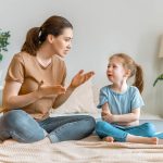 Cum interpreteaza copiii cuvintele tale