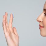 11 sfaturi pentru utilizarea corectă și confortabilă a lentilelor de contact torice