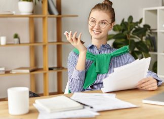 Cum alegerile financiare modelează stilul de viață cotidian