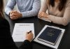 Un divort amiabil se poate transforma rapid intr-un proces complicat. Cand ai nevoie de un avocat